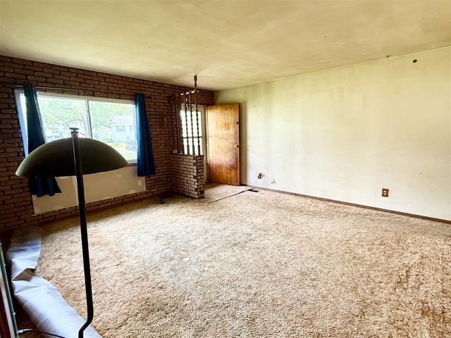 1312 Emerald Drive, Niles, MI 49120