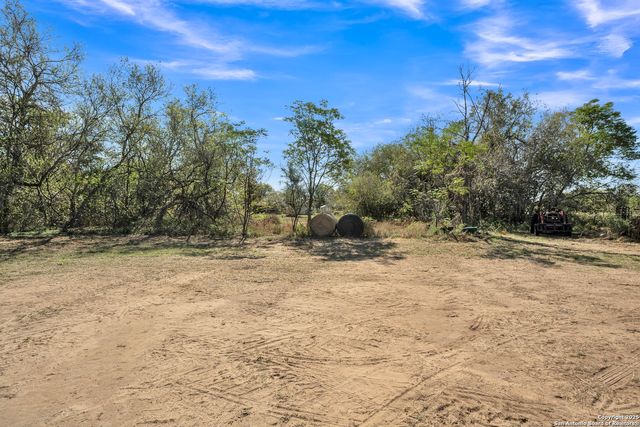 470 Rutledge, Poteet, TX 78065