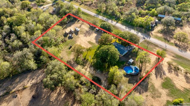 470 Rutledge, Poteet, TX 78065