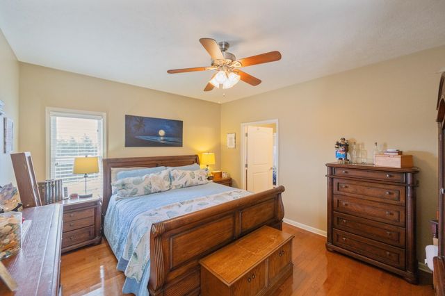 198 YARBRO HARBOR DR, Decaturville, TN 38329