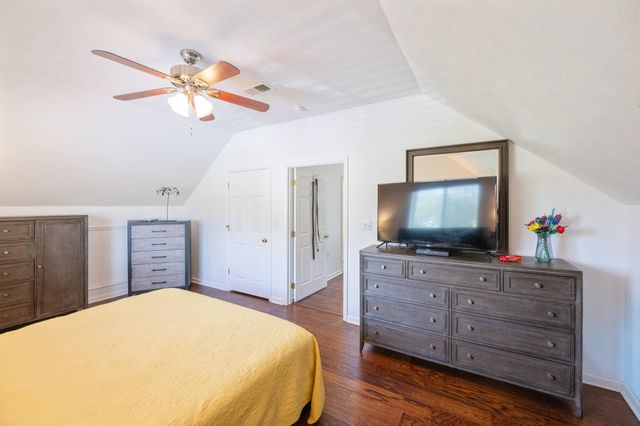 198 YARBRO HARBOR DR, Decaturville, TN 38329