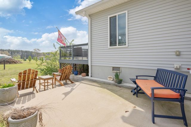 198 YARBRO HARBOR DR, Decaturville, TN 38329