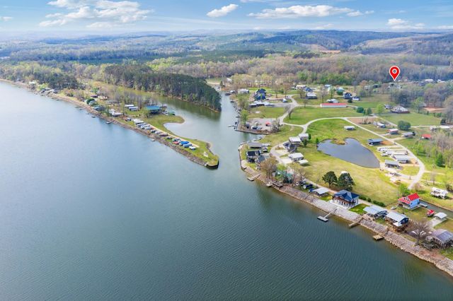 198 YARBRO HARBOR DR, Decaturville, TN 38329