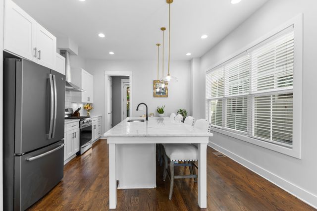 911 Cahal Ave, Nashville, TN 37206