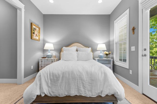 911 Cahal Ave, Nashville, TN 37206