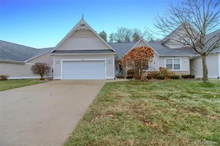 304 Victoria Park Drive 45, Howell, MI 48843