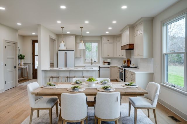 924 Hafner Road, Charlotte, TN 37036