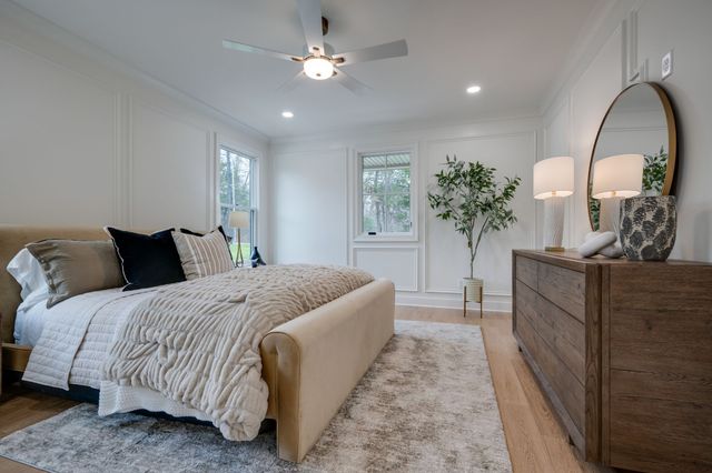 924 Hafner Road, Charlotte, TN 37036