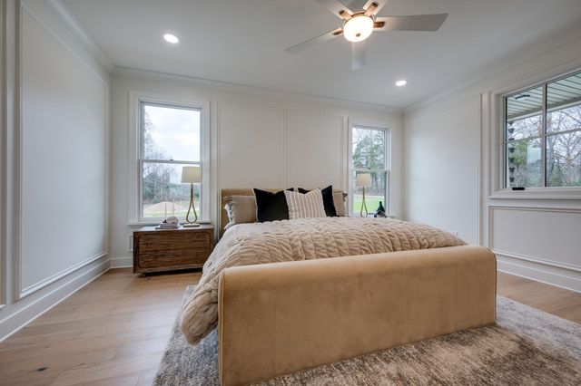 924 Hafner Road, Charlotte, TN 37036