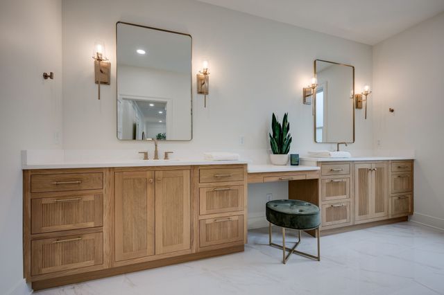 924 Hafner Road, Charlotte, TN 37036