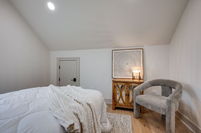 924 Hafner Road, Charlotte, TN 37036