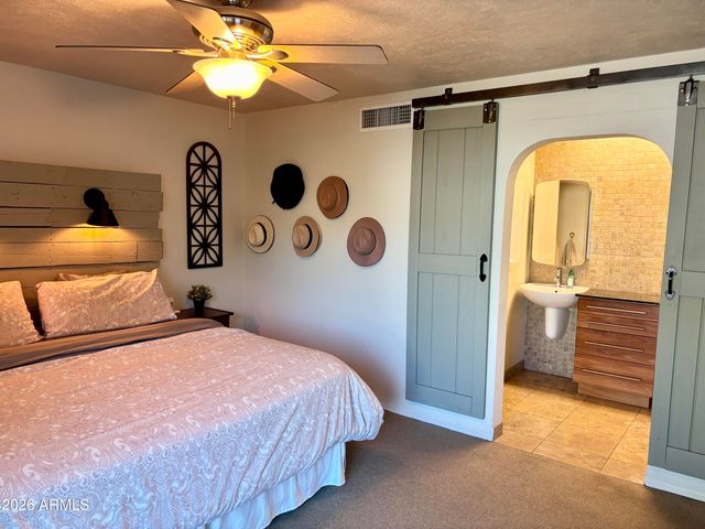 3843 E TIERRA BUENA Lane, Phoenix, AZ 85032