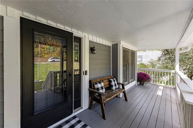 8906 Millstone Drive, Lenexa, KS 66220