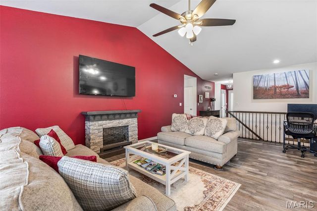 1074 Daltons Way, Festus, MO 63028