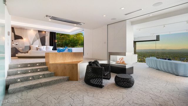 4949 E RED ROCK Drive, Phoenix, AZ 85018