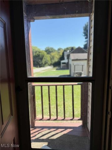 217 S Jackson Street, Youngstown, OH 44506