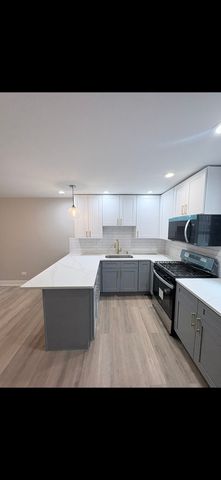 6244 W Grand Avenue, Chicago, IL 60639