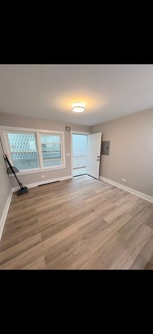 6244 W Grand Avenue, Chicago, IL 60639