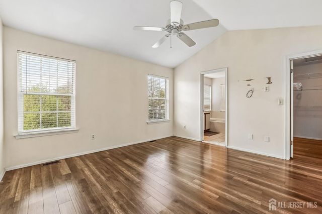 418 Dorchester Way, Manalapan, NJ 07726