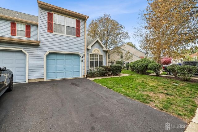 418 Dorchester Way, Manalapan, NJ 07726