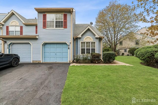 418 Dorchester Way, Manalapan, NJ 07726