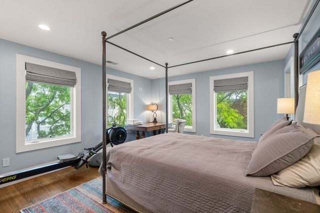 435 East Third 2, Boston, MA 02127