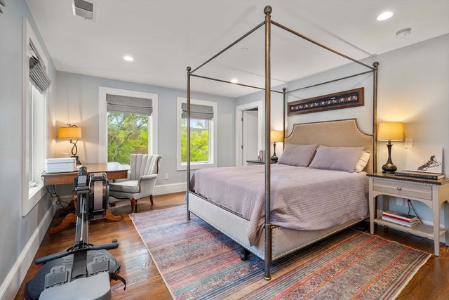 435 East Third 2, Boston, MA 02127