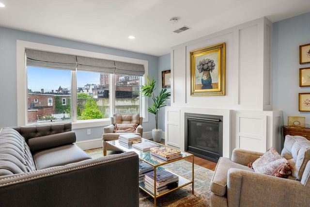435 East Third 2, Boston, MA 02127