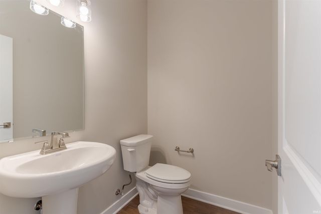 5123 Jackson Drive, Newburgh, IN 47630