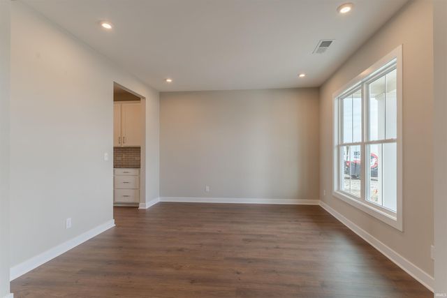 5123 Jackson Drive, Newburgh, IN 47630