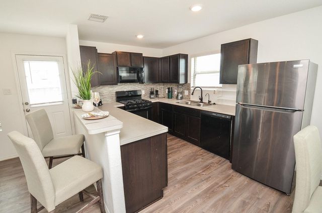 14430 Andover Birch Drive, Rosharon, TX 77583
