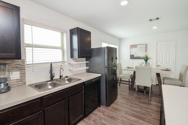 14430 Andover Birch Drive, Rosharon, TX 77583