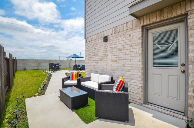 14430 Andover Birch Drive, Rosharon, TX 77583