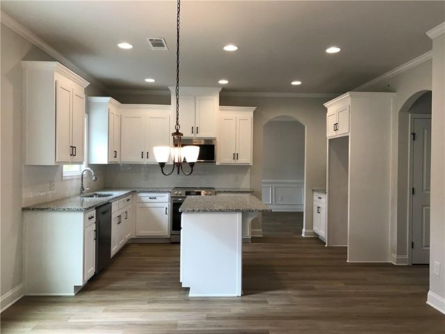 605 Whirlaway Street, Jefferson, GA 30549