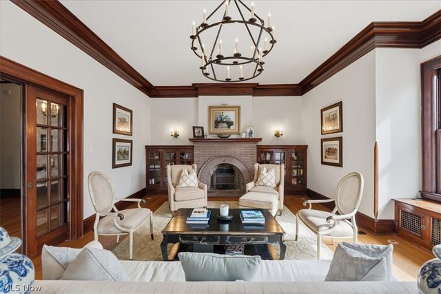 1358 Market Street, Parkersburg, WV 26101