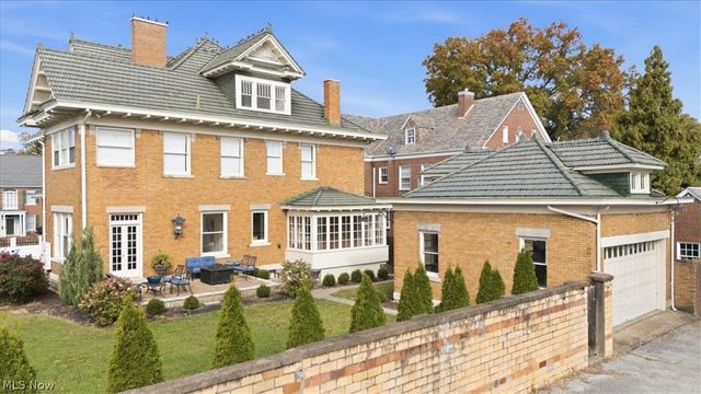 1358 Market Street, Parkersburg, WV 26101