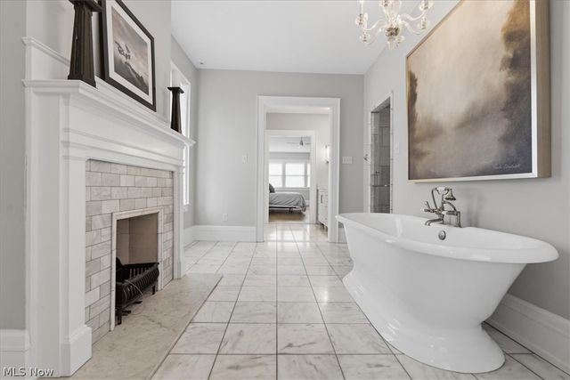 1358 Market Street, Parkersburg, WV 26101