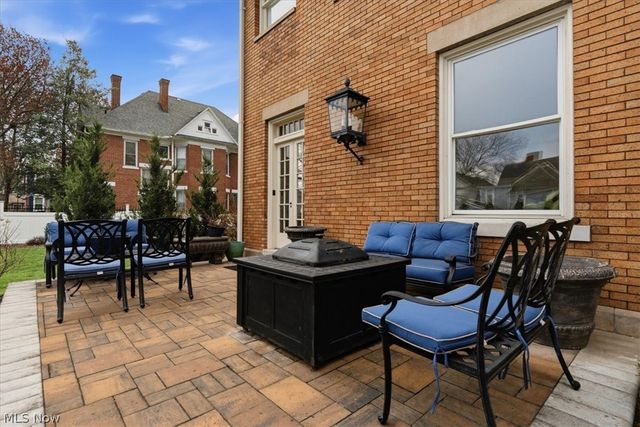 1358 Market Street, Parkersburg, WV 26101