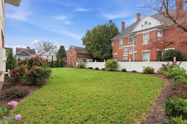 1358 Market Street, Parkersburg, WV 26101