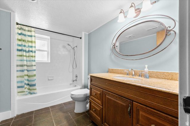 2236 N 650 W, Harrisville, UT 84414