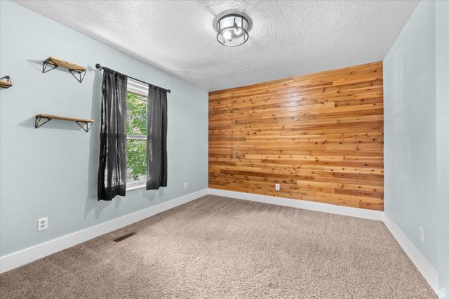 2236 N 650 W, Harrisville, UT 84414
