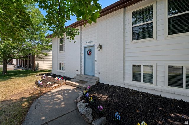 2236 N 650 W, Harrisville, UT 84414