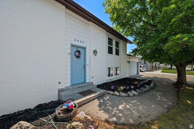 2236 N 650 W, Harrisville, UT 84414