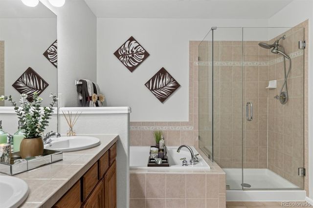 610 Clarendon Loop, Castle Pines, CO 80108