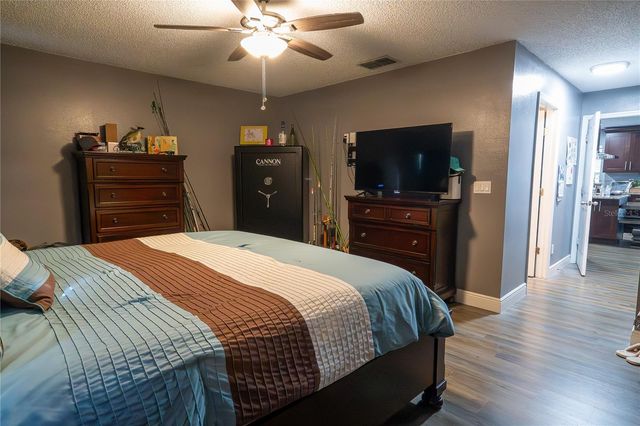 1038 SINGLETON CIRCLE, Groveland, FL 34736