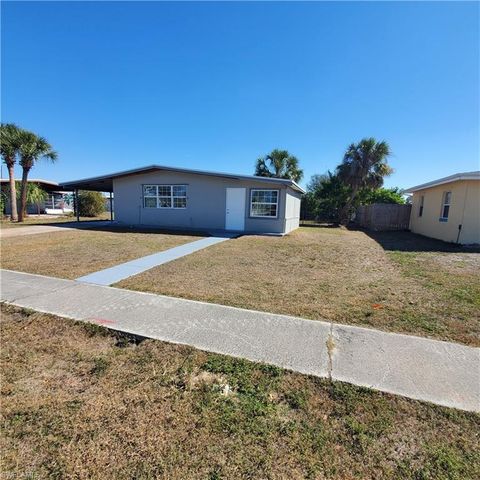 22025 Beverly AVE, Port Charlotte, FL 33952