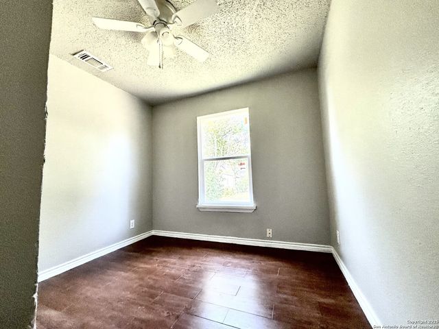 4822 Hemphill, San Antonio, TX 78228
