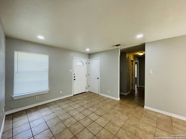 4822 Hemphill, San Antonio, TX 78228