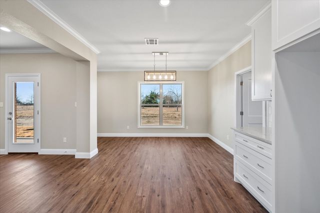 309 Fairway Parks Drive, Corsicana, TX 75110