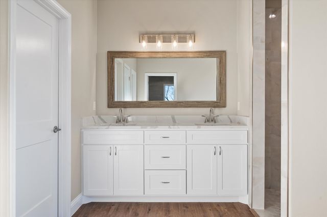 309 Fairway Parks Drive, Corsicana, TX 75110